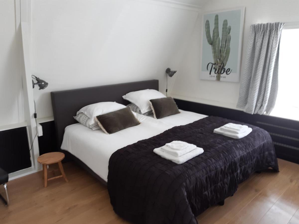 Bed & Breakfast Op De Enk Schalkhaar Bagian luar foto
